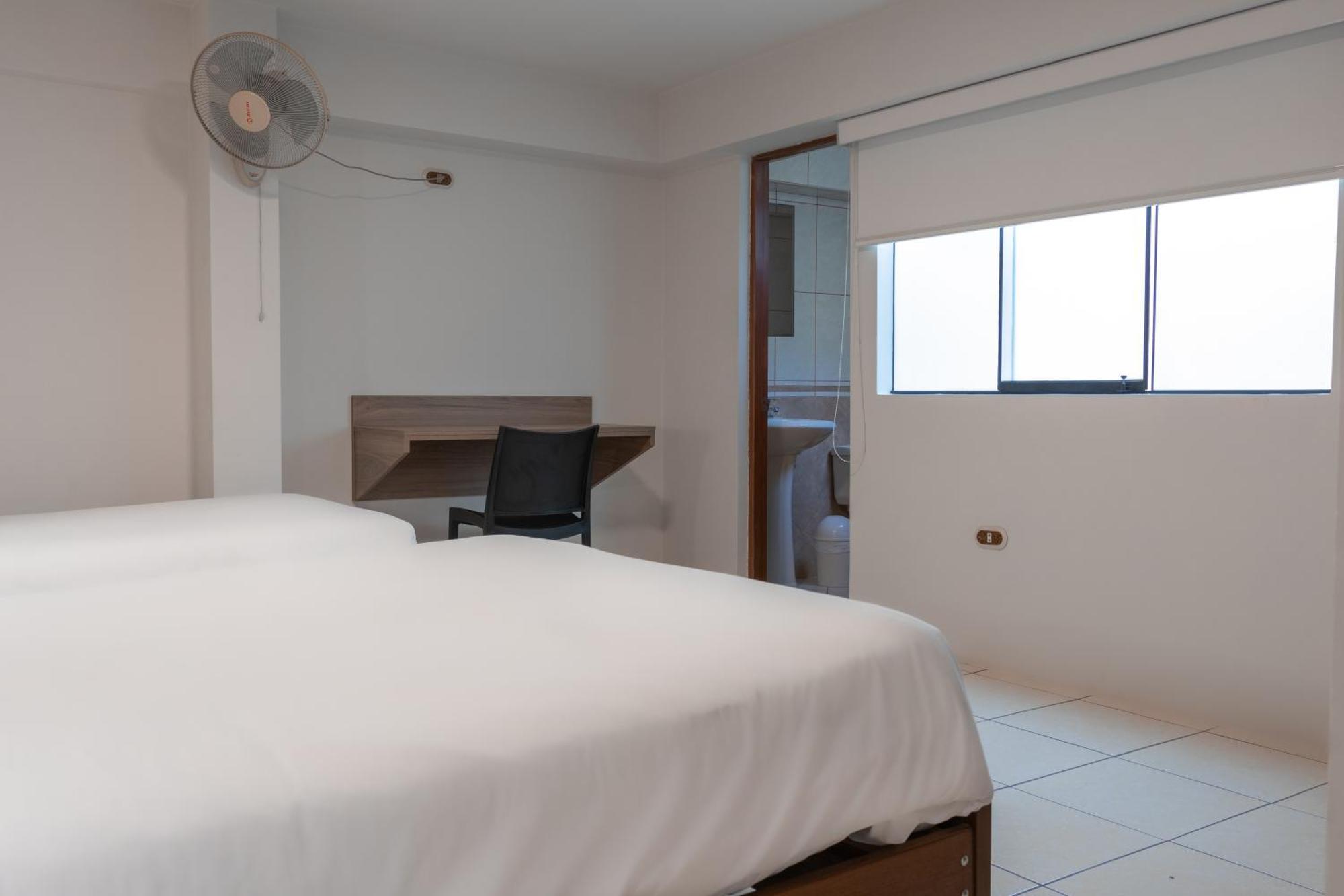 Hotel Alexander Трухильо Стая снимка